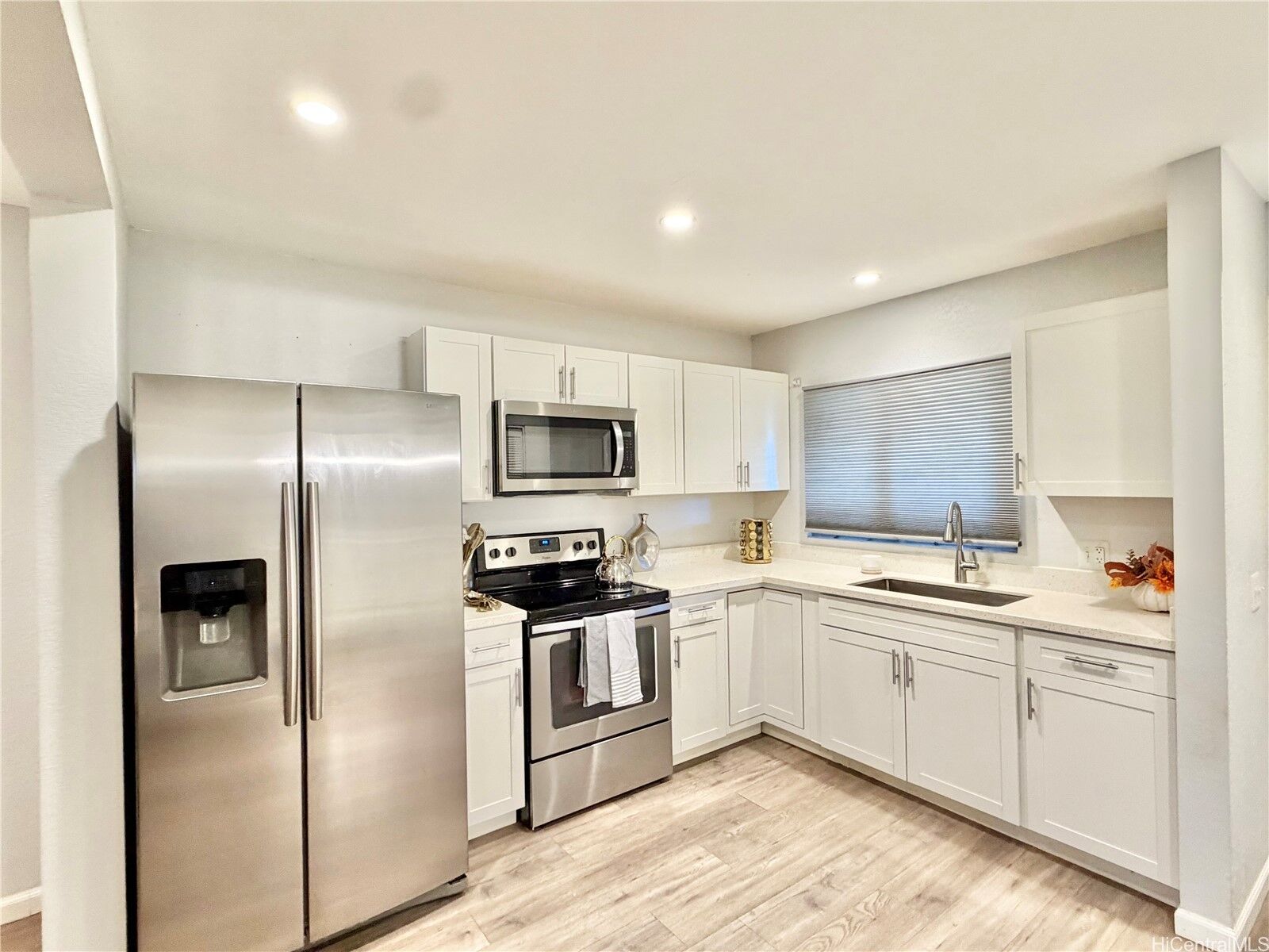 Property Photo: 96-218 Waiawa Road 66 HI 96782
