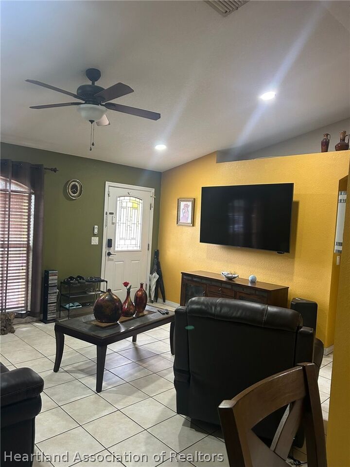 Property Photo: 2787 W Hasbrouck Road FL 33825