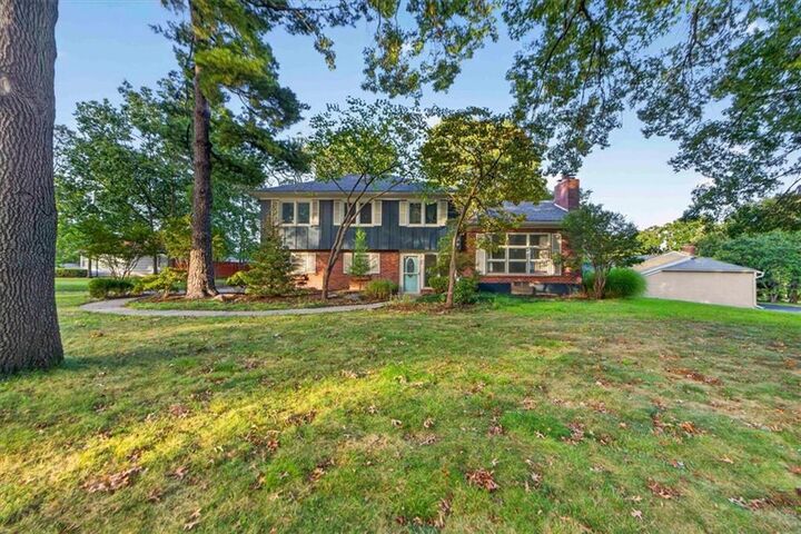 Property Photo:  6324 Robin Hood Drive  KS 66203 