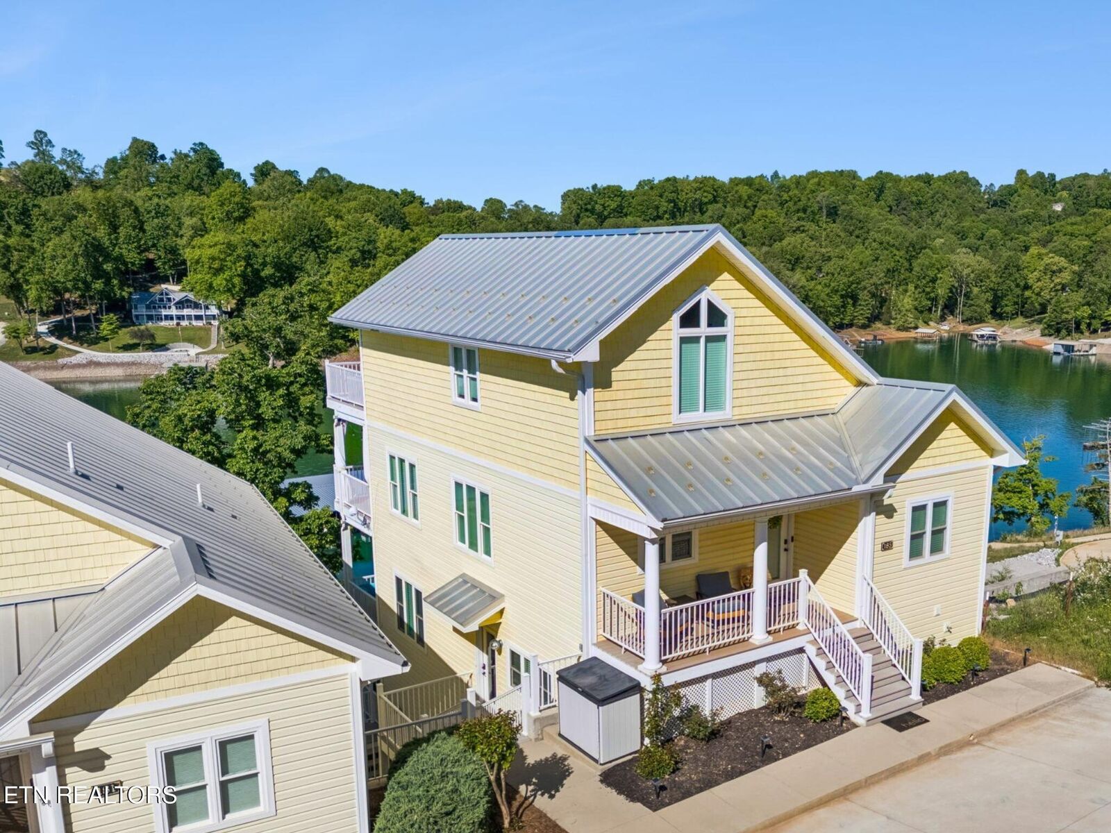 Property Photo: 185 W Deer Village Lane B TN 37766
