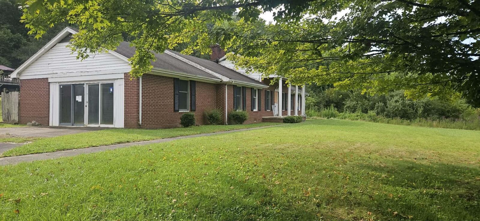 Property Photo: 21267 State Highway 190 KY 40940