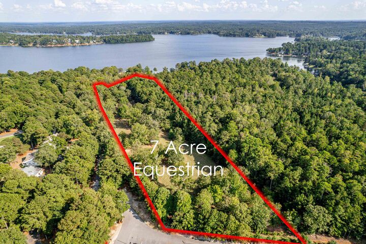 Property Photo: 222 Waters Edge Drive GA 31024