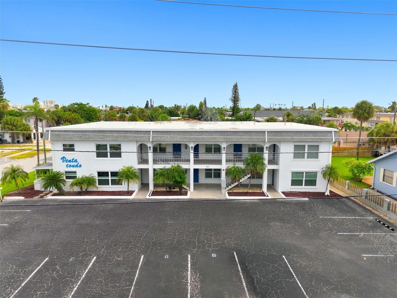 Property Photo: 7151 Sunset Way 9 FL 33706