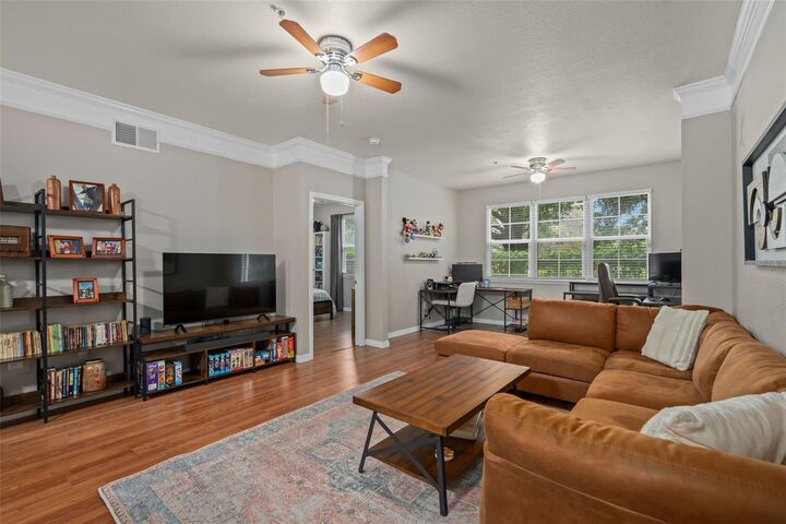 Property Photo:  6663 Queens Borough Avenue 104  FL 32835 