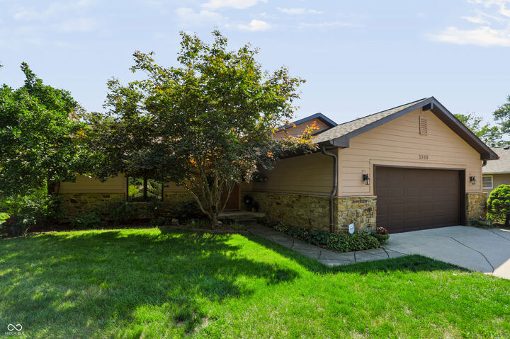 Property Photo:  2383 Debbie Drive  IN 46143 