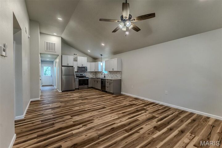 Property Photo: 430 Railroad Avenue MO 65536
