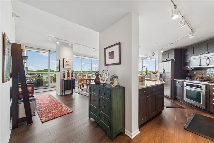 Property Photo: 1228 Emerson Street 603 IL 60201
