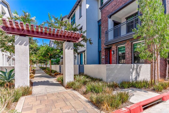 Property Photo: 6996 Cottonwood Lane CA 90621