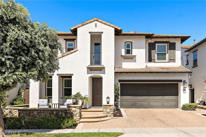 Property Photo:  39 Via Armilla  CA 92673 