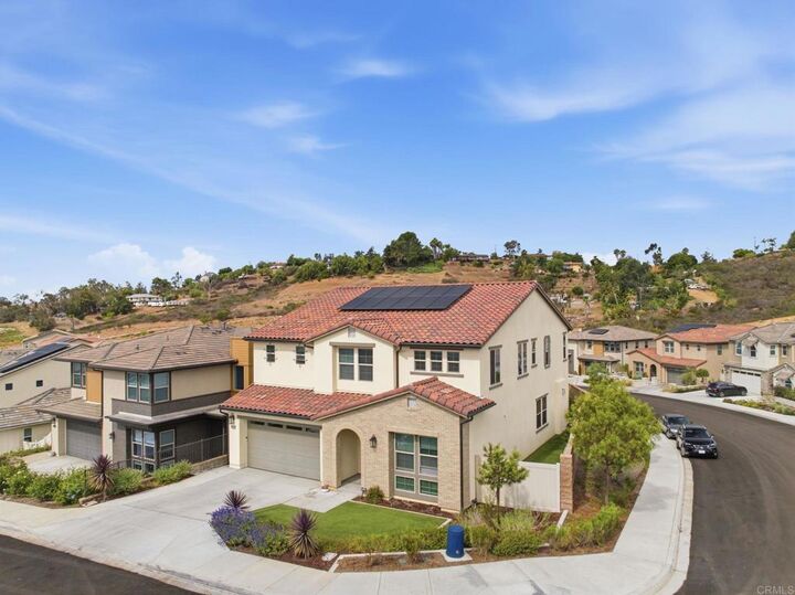 Property Photo: 921 Cayley Avenue CA 92069
