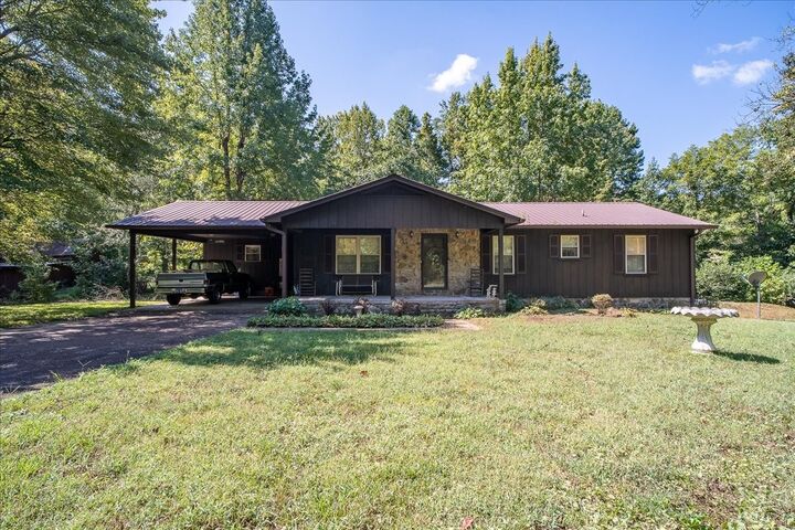Property Photo:  772 Mink Branch Rd  TN 38485 