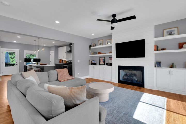 Property Photo:  86 Antioch Pike  TN 37211 