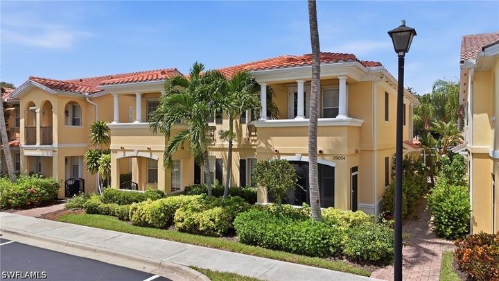 Property Photo:  29054 Alessandria Circle  FL 34135 