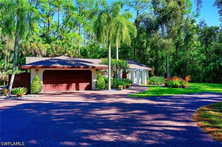 Property Photo: 5675 Golden Oaks Lane FL 34119