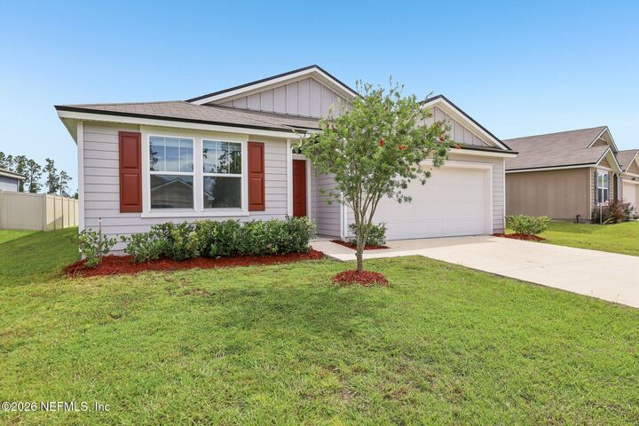 Property Photo:  2035 Garrison Way  FL 32043 