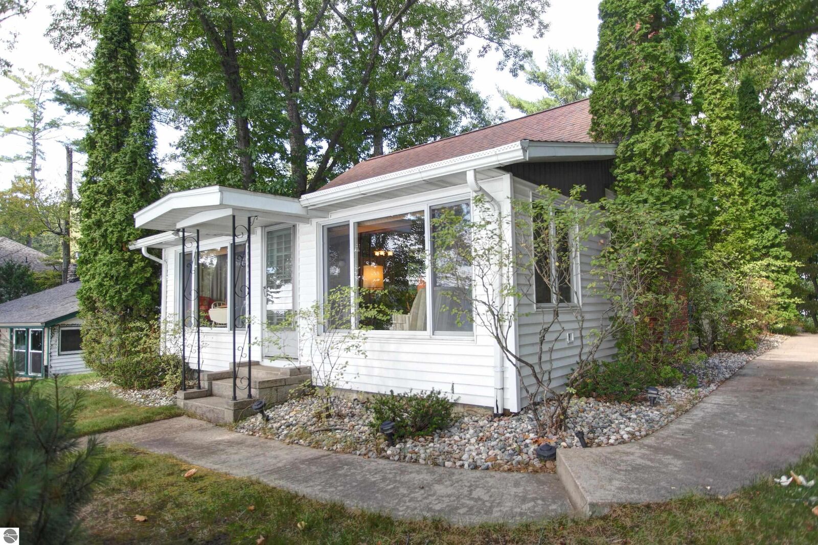 Property Photo:  2624 Crescent Shores Drive  MI 49685 