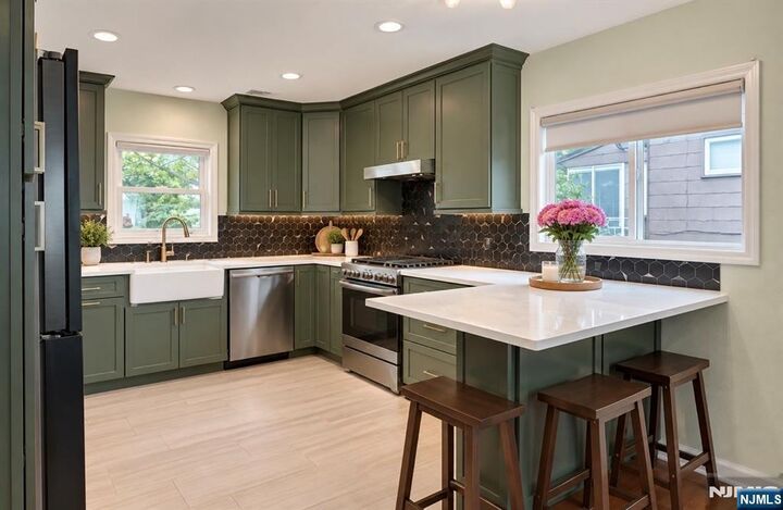 Property Photo:  35 Sunrise Terrace  NJ 07009 