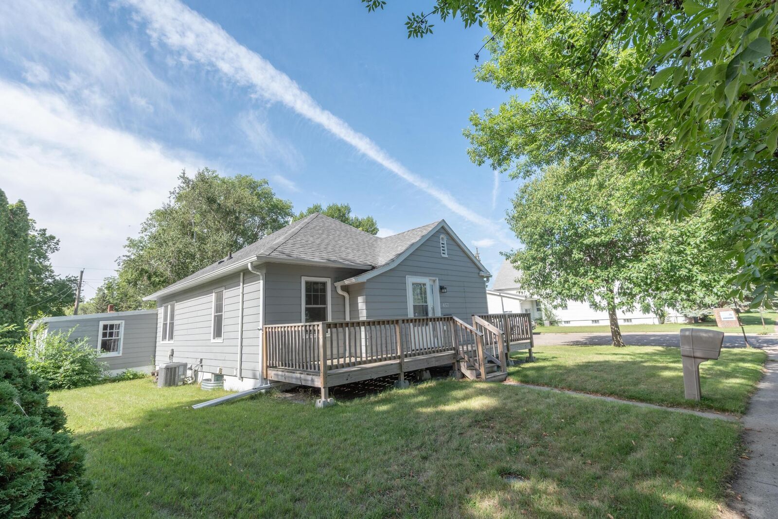 Property Photo:  457 2nd Street SW  MN 56573 