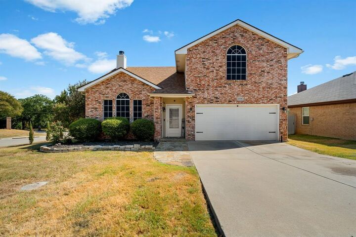 Photo de la propriété:  1808 Rybovich Lane  TX 76063 