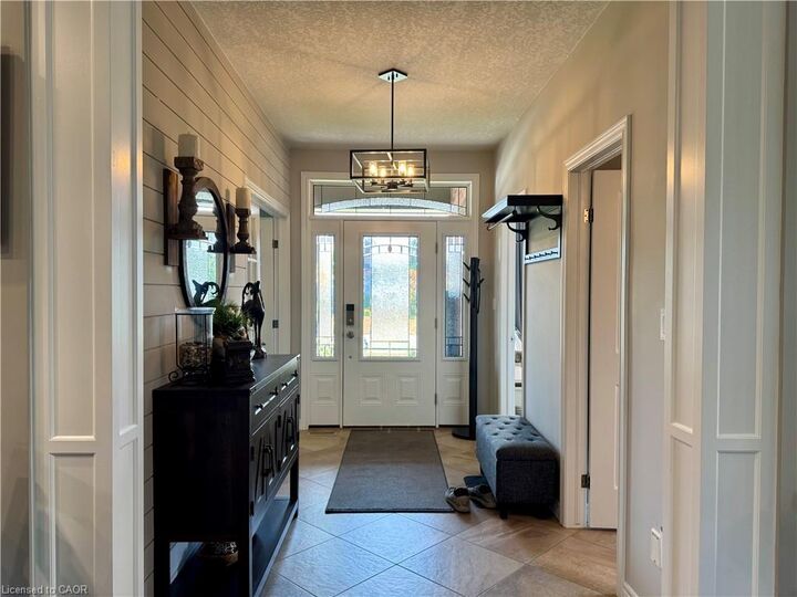 Property Photo:  42 Graydon Drive  ON N0J 1N0 
