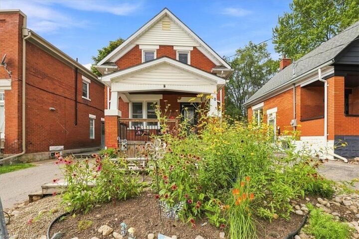Property Photo:  40 Guelph Street  ON N2H 5W8 