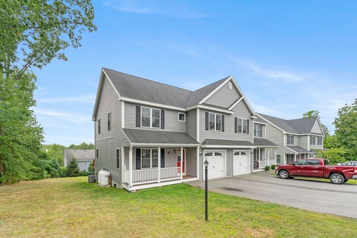 Property Photo:  2 Mackenzie Way 2  MA 01832 