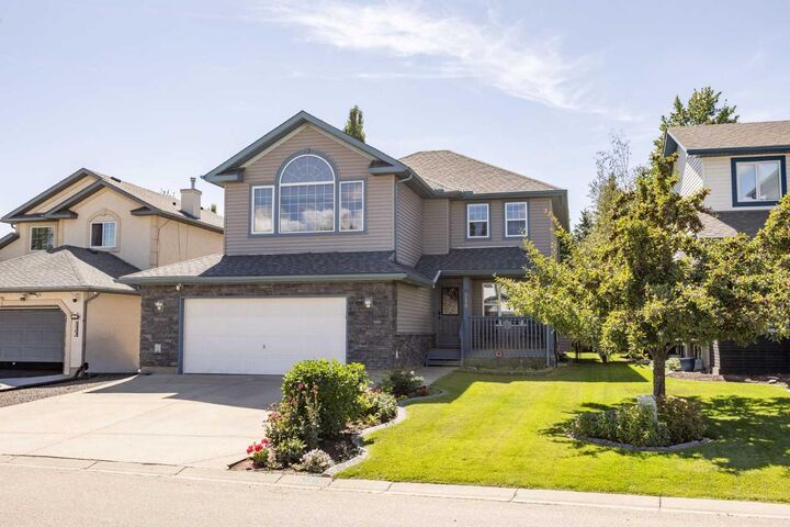 Property Photo: 118 Lakeview Shores AB T1X 1H1