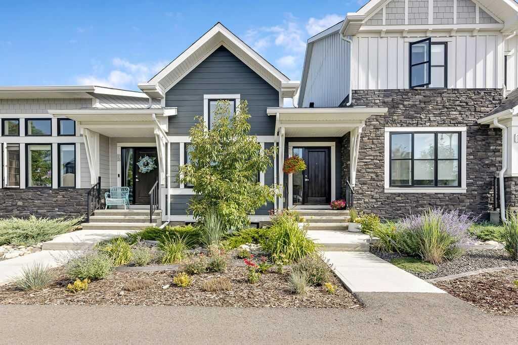 Property Photo:  70 Darcy Boulevard  AB T1S 5S7 