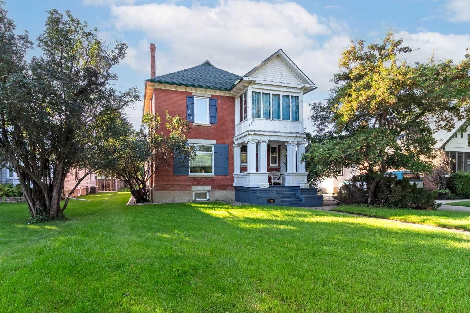 Property Photo: 335 1 Street SE AB T1A 0A5