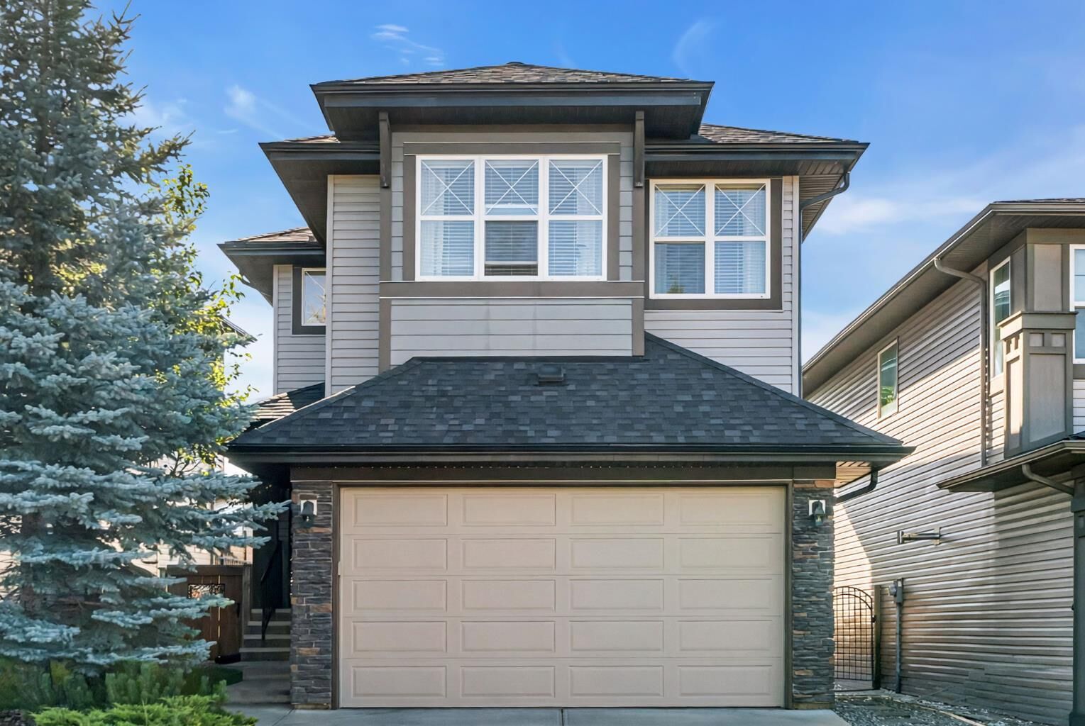Property Photo:  112 Walden Terrace SE  AB T2X 0P5 