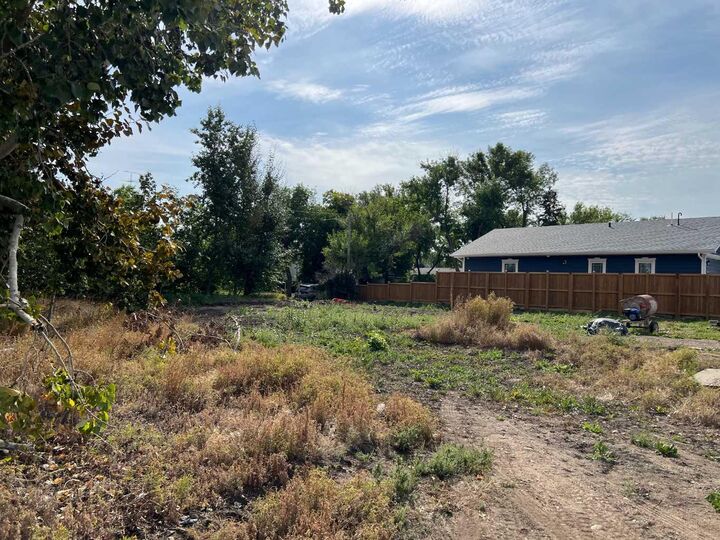Property Photo:  4916 48 Street  AB T0C 2L0 