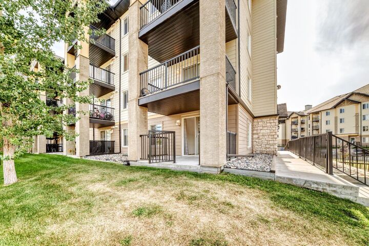 Property Photo:  304 Mackenzie Way SW 8101  AB T4B 3H8 