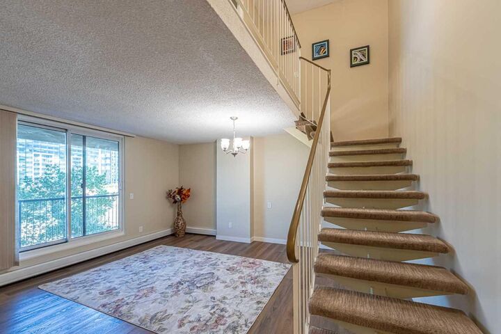 Property Photo:  4944 Dalton Drive NW 513  AB T3A 2E6 
