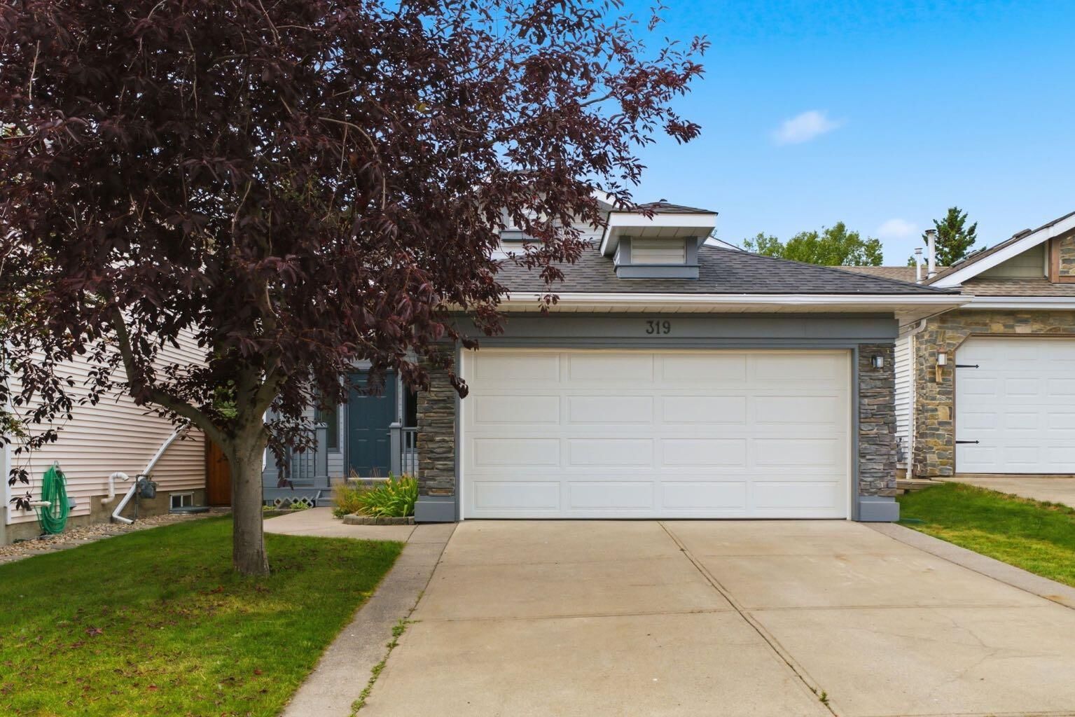 Property Photo: 319 Citadel Hills Place NW AB T3G 3X1