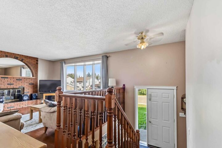 Property Photo:  234 Kennedy Crescent  AB T9K 1M8 