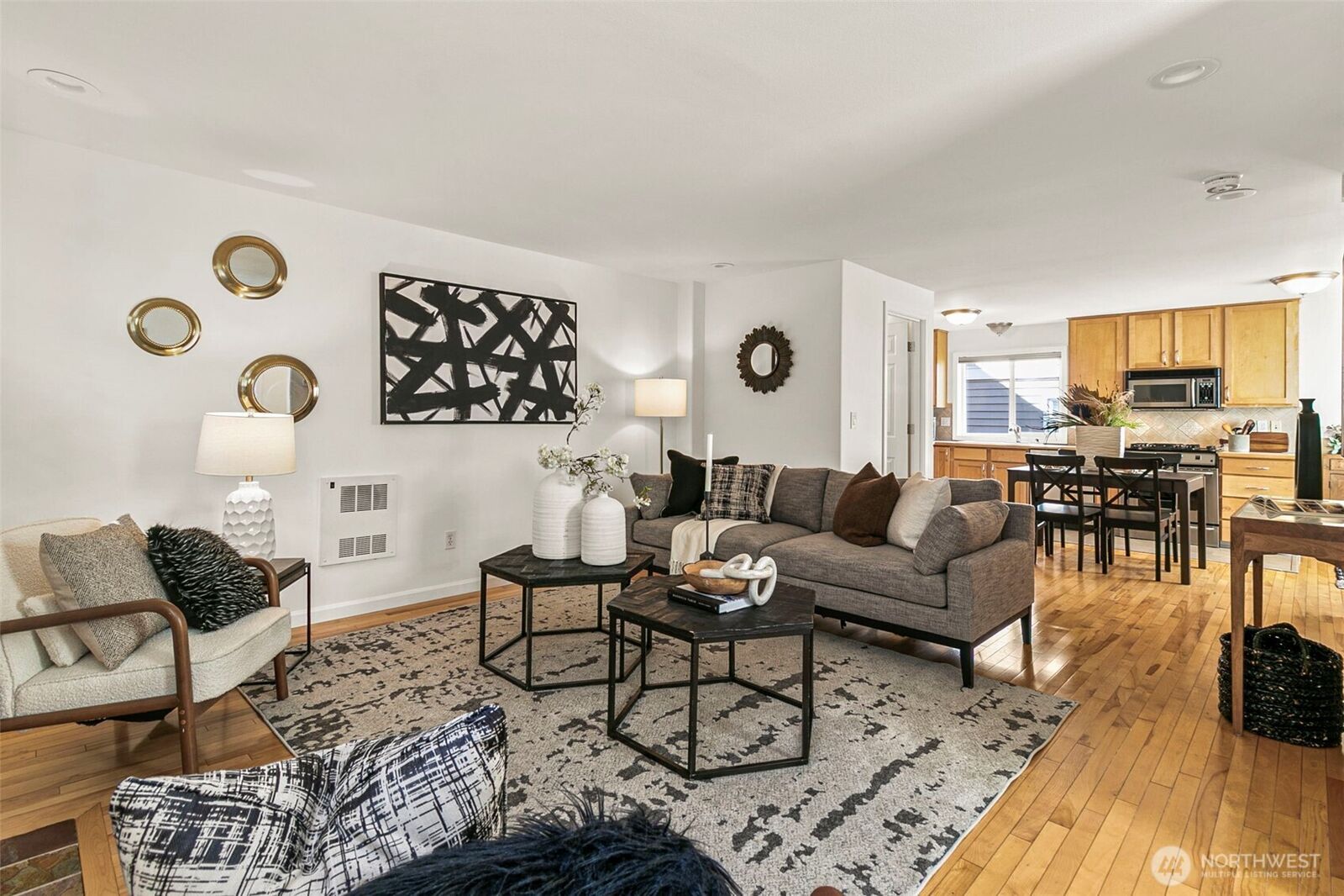 Property Photo: 158 15th Avenue B WA 98122
