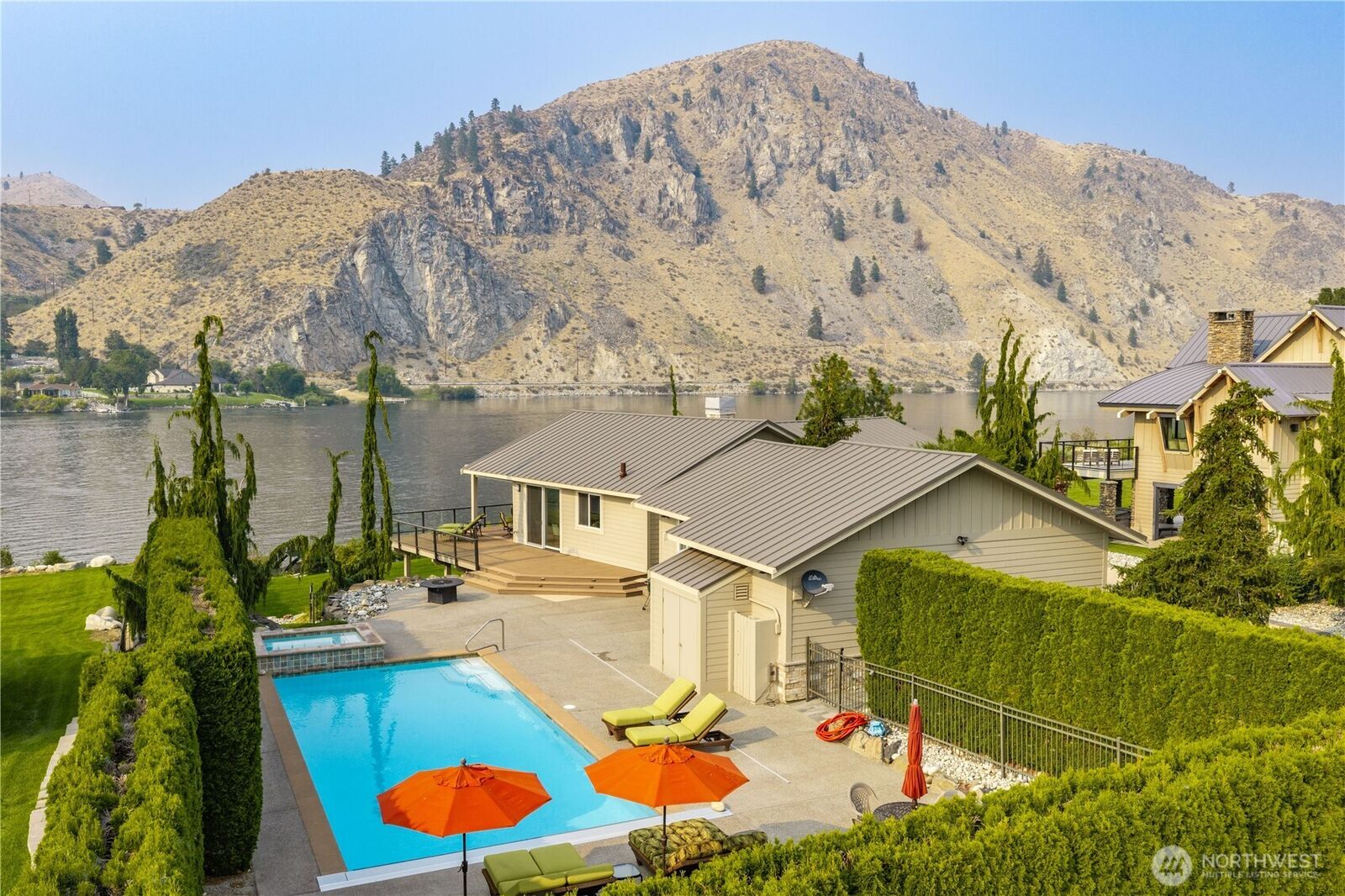Property Photo:  84  Orchard Place  WA 98843 
