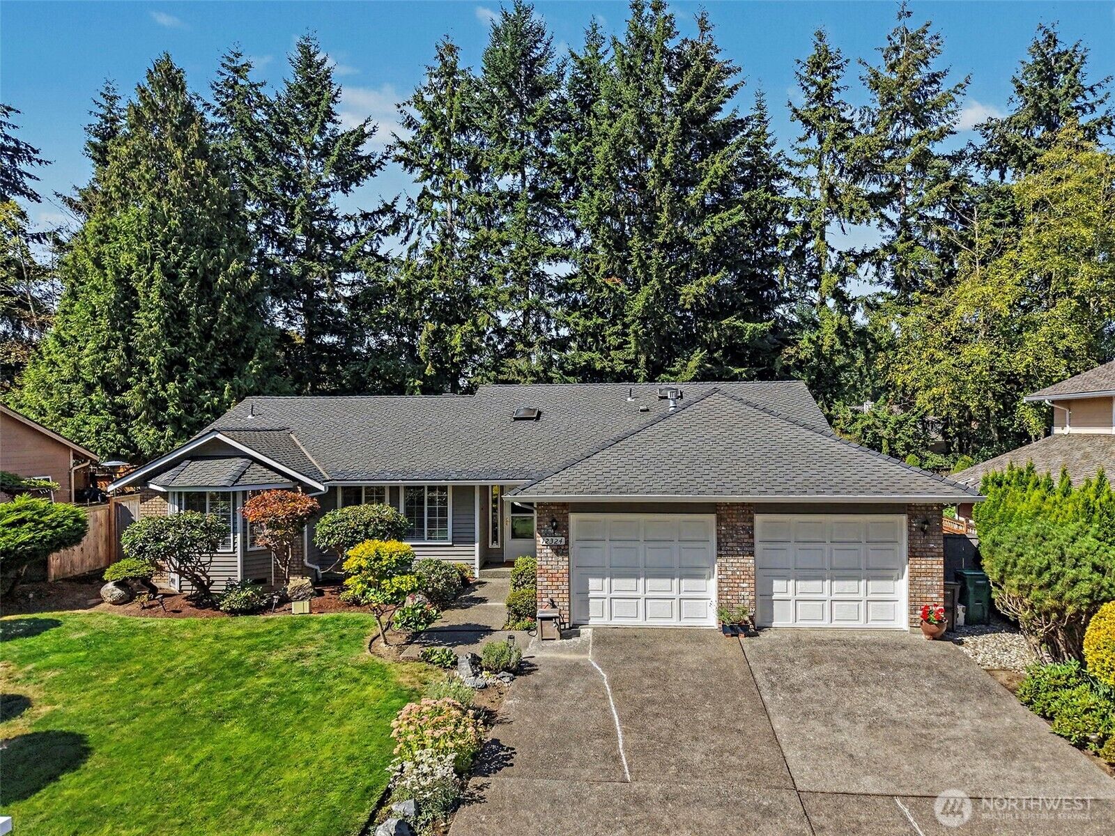 Property Photo:  12324  43 Drive SE  WA 98208 
