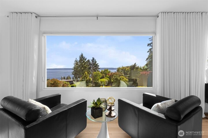 Property Photo: 12112 25th Ave SW WA 98146