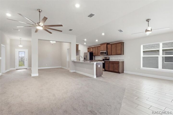 Property Photo:  336 W Rexford Drive  FL 34465 