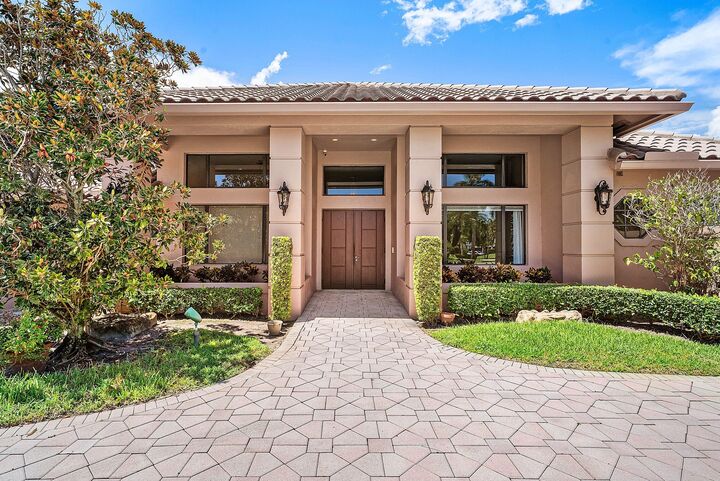 Property Photo: 17595 Bocaire Place FL 33487