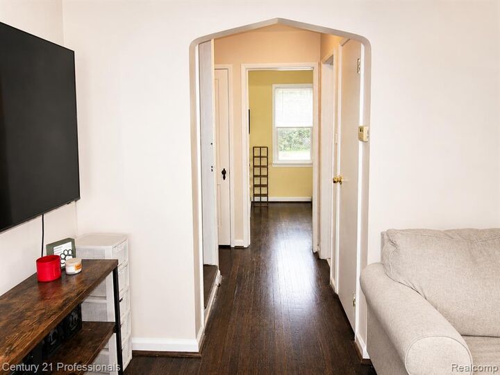 Property Photo:  7150 Ziegler Street  MI 48180 