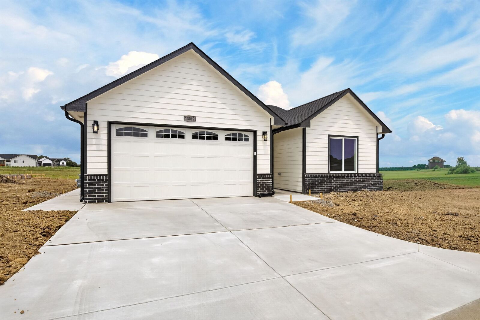 Property Photo: 13004 E Equestrian KS 67230