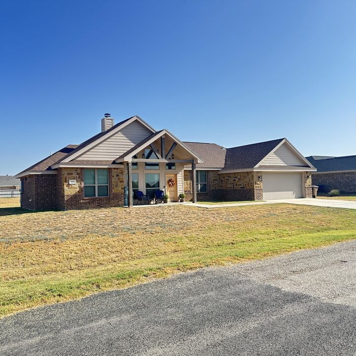 Property Photo: 8482 Lynx Lane TX 76901
