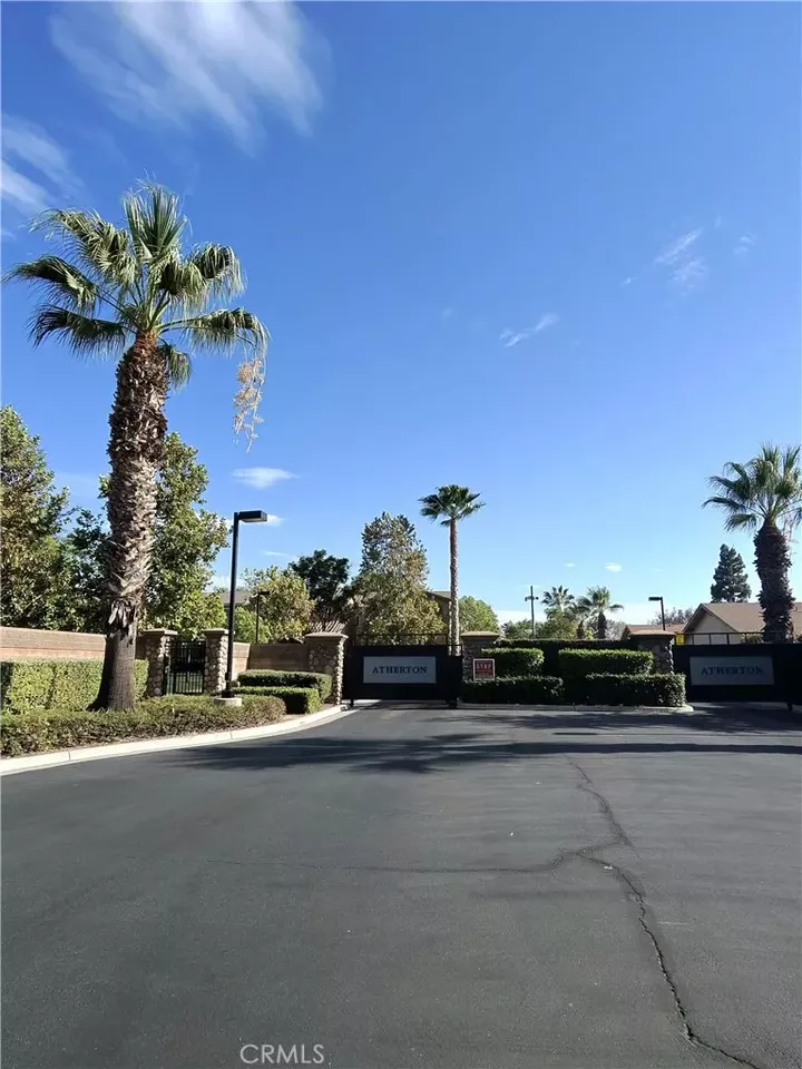 Property Photo:  6233 Ash  CA 92504 