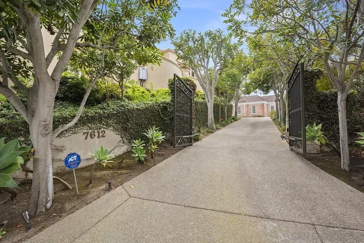 Property Photo: 7612 Hillside Dr CA 92037