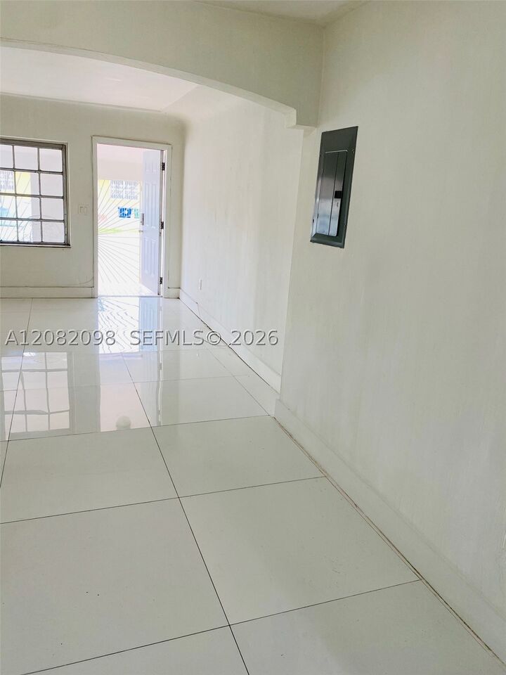 Property Photo: 3335 SW 26th St 3335 FL 33133