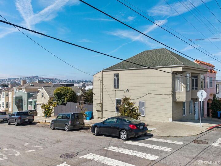 Property Photo:  3444 Jennings Street  CA 94124 
