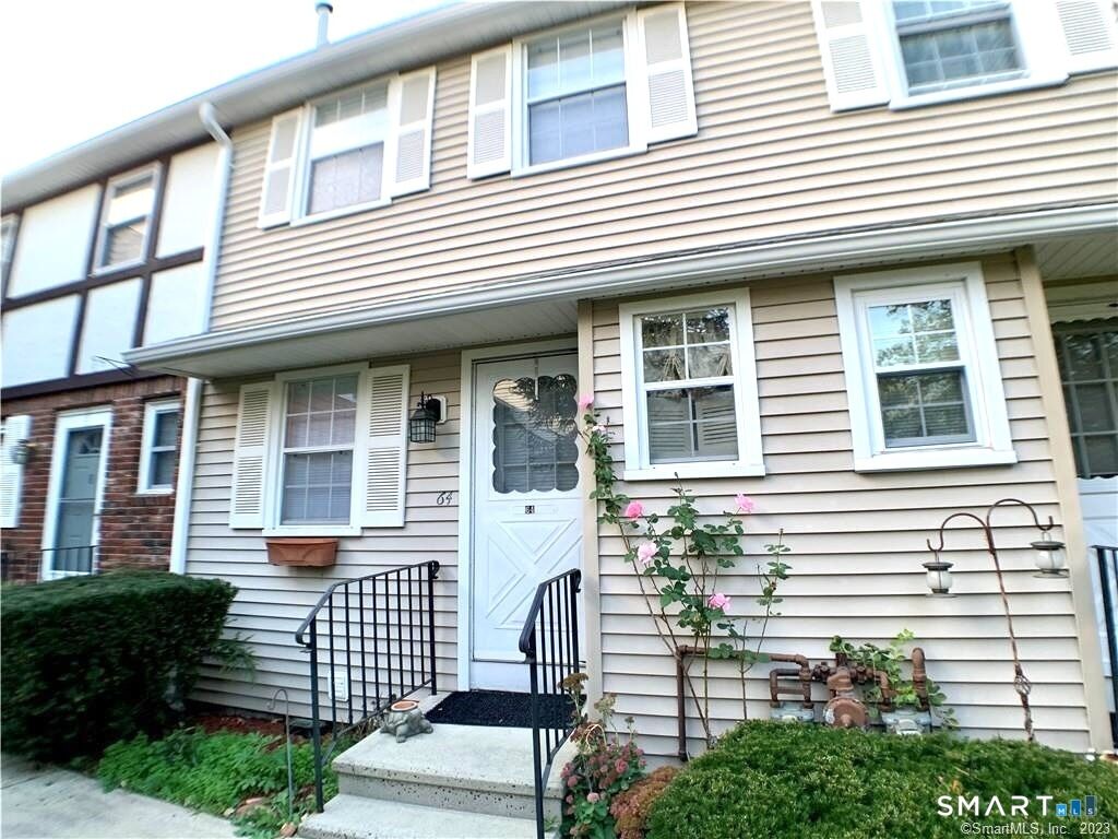 Property Photo:  64 East Gate Lane  CT 06514 