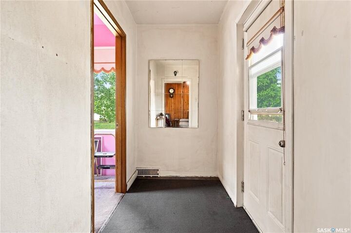Property Photo:  117 Victoria Street  SK S0H 3E0 